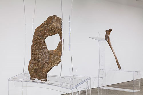Allora & Calzadilla. Intervals, 2014. Re-configured acrylic lecterns and dinosaur bones. Dimensions variable. Courtesy of the artists. In collaboration with The Fabric Workshop and Museum, Philadelphia. Photograph: Carlos Avendaño.